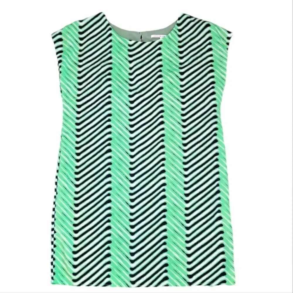 COLLECTIVE CONCEPTS DIAGNAL STRIPED DRESS WITH KEYHOLE BUTTON IN THE BACK SZ.M